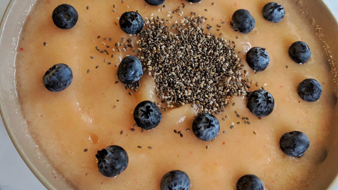 Mango-smoothie-bowl-1classycurlies